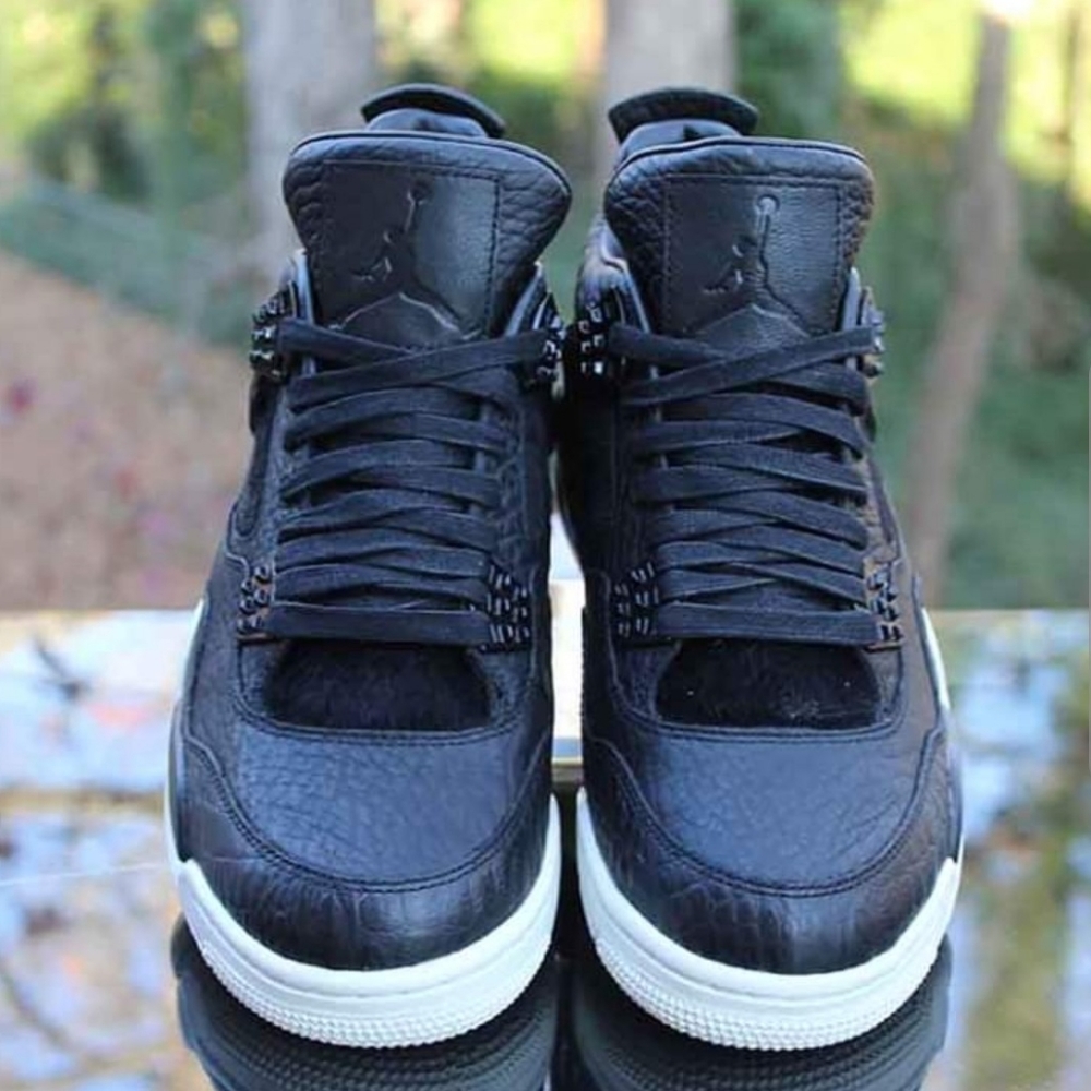 Jordan 4s